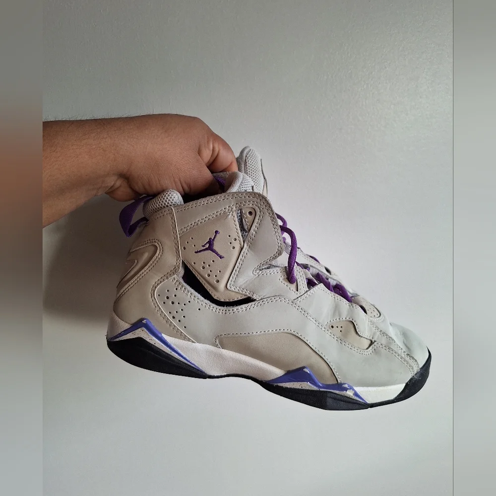 Air Jordan True Flight GS 'Base Grey Purple Venom' 6.5Y - Picture 10 of 11